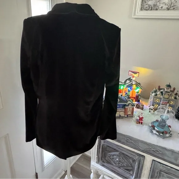 Fate Black Velvet Women's Blazer size large - Picture 9 of 13